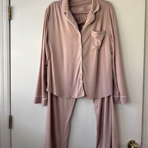 Women's Two-Piece Button-Front Pajama Set in Dusty Rose with Contrast Piping